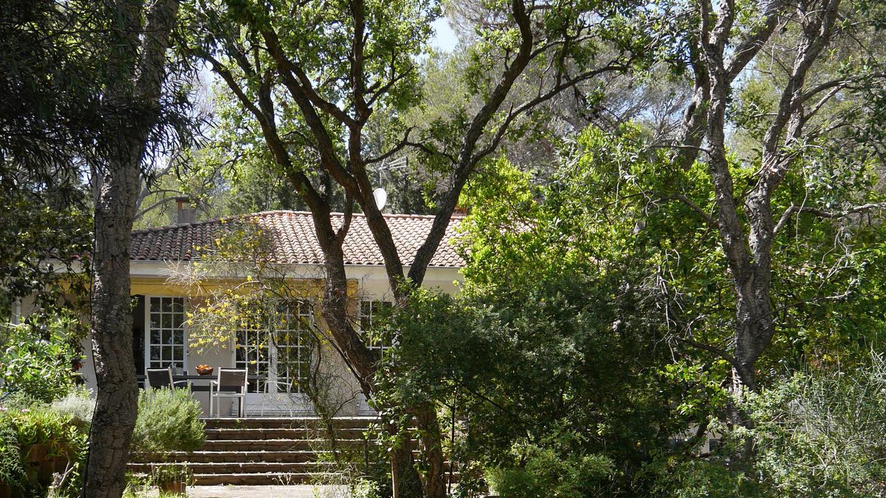 La Maison Blanche Bed & Breakfast Saint Aygulf Dış mekan fotoğraf