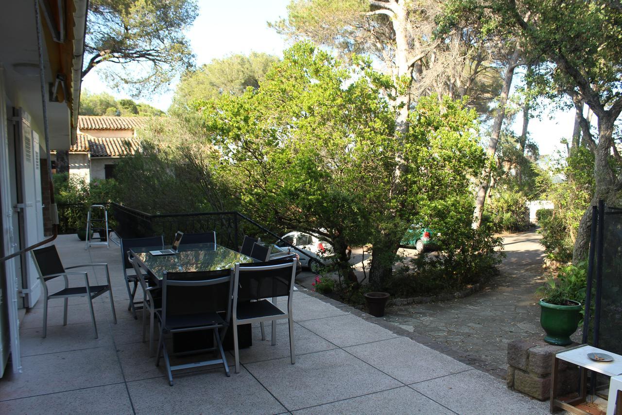 La Maison Blanche Bed & Breakfast Saint Aygulf Dış mekan fotoğraf
