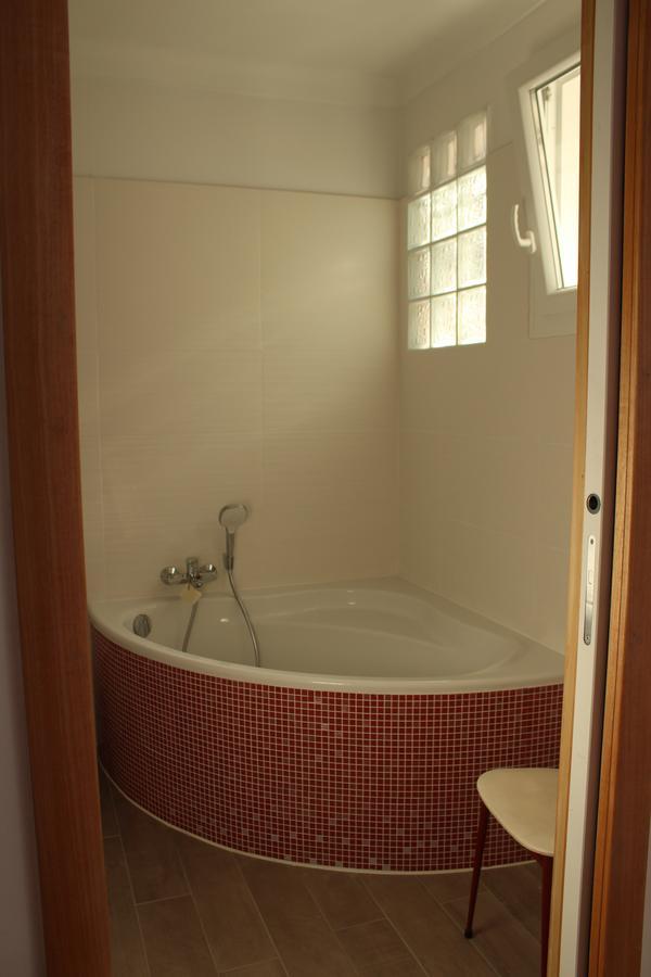 La Maison Blanche Bed & Breakfast Saint Aygulf Dış mekan fotoğraf