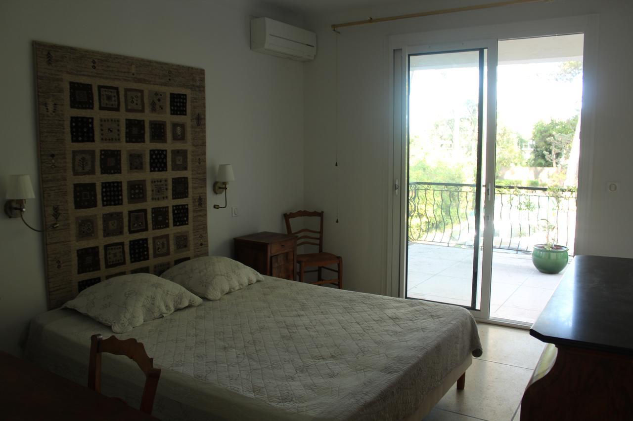 La Maison Blanche Bed & Breakfast Saint Aygulf Dış mekan fotoğraf